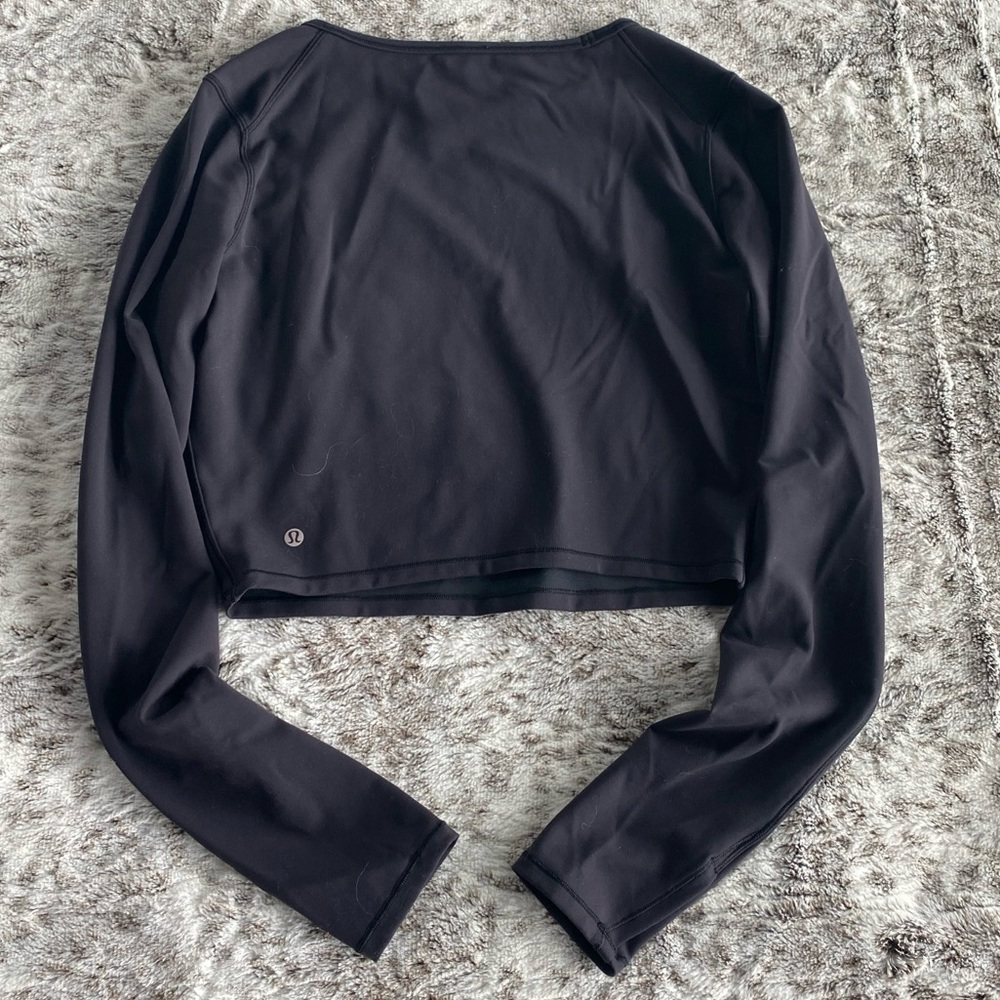 Align Long Sleeve Crop - Picture 2 of 3
